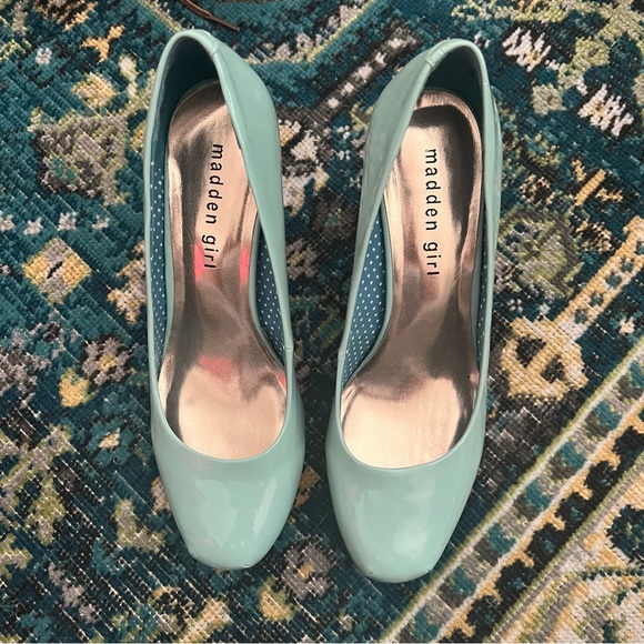 Madden Girl Getta Heels Size 7 - Picture 3 of 4